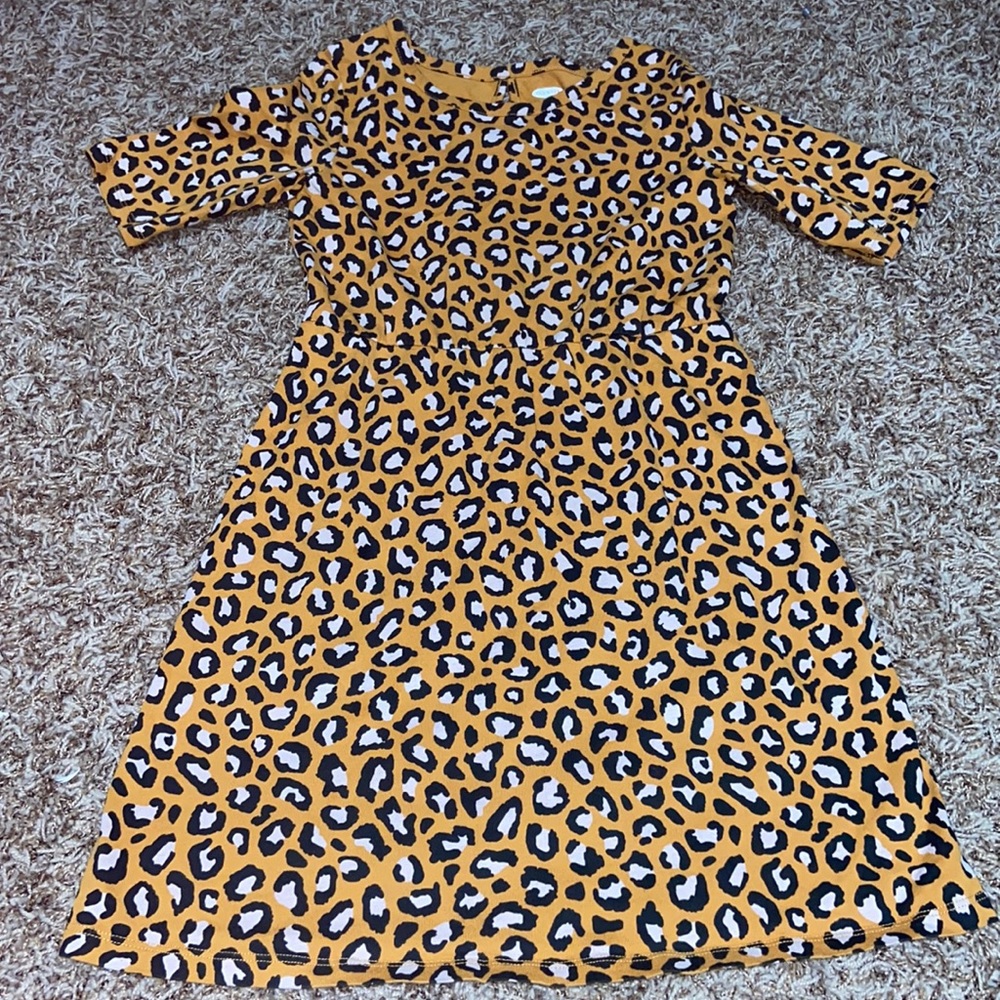 Girls size 8 dress.